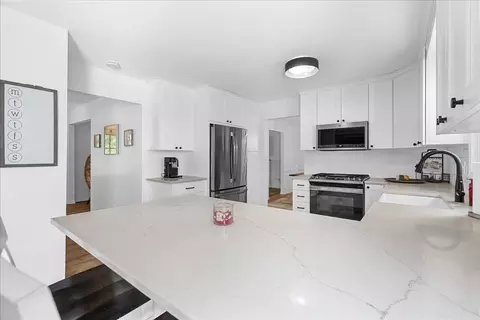Kitchen - 1201 Riverside, Owosso, MI 48867 photo 3 of 4