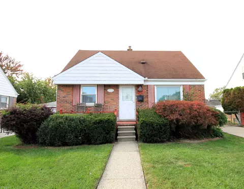 25725 Arlington, Roseville, MI 48066