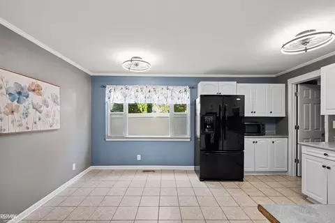 Kitchen - 9833 Willow, Pearl Beach, MI 48001 photo 1 of 3