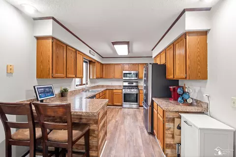 Kitchen - 8737 Tanglewood, Temperance, MI 48182 photo 3 of 3