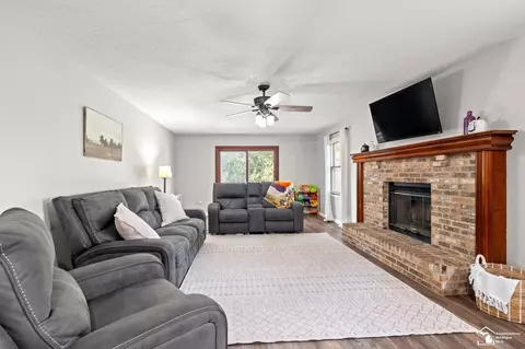 Living - 8737 Tanglewood, Temperance, MI 48182 photo 1 of 1