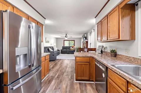 Kitchen - 8737 Tanglewood, Temperance, MI 48182 photo 2 of 3