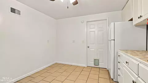 Kitchen - 121 Murphy, Saint Clair, MI 48079 photo 4 of 4
