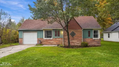 Exterior - 121 Murphy, Saint Clair, MI 48079 photo 2 of 7