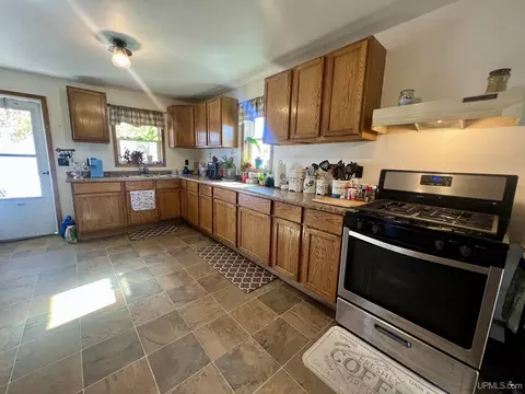 Kitchen - 1813 14th, Menominee, MI 49858 photo 4 of 4