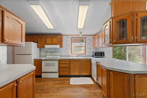 Kitchen - 893 E Siena Hts, Adrian, MI 49221 photo 1 of 6