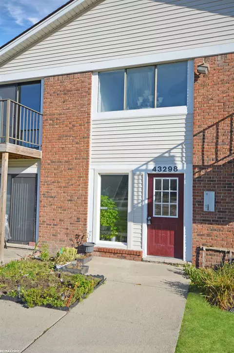 43298 Mound # 40, Sterling Heights, MI 48314