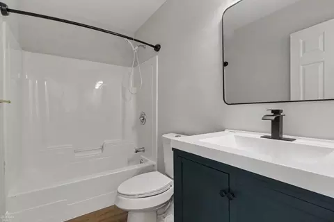 Bath - 8084 Pardee, Taylor, MI 48180 photo 2 of 2