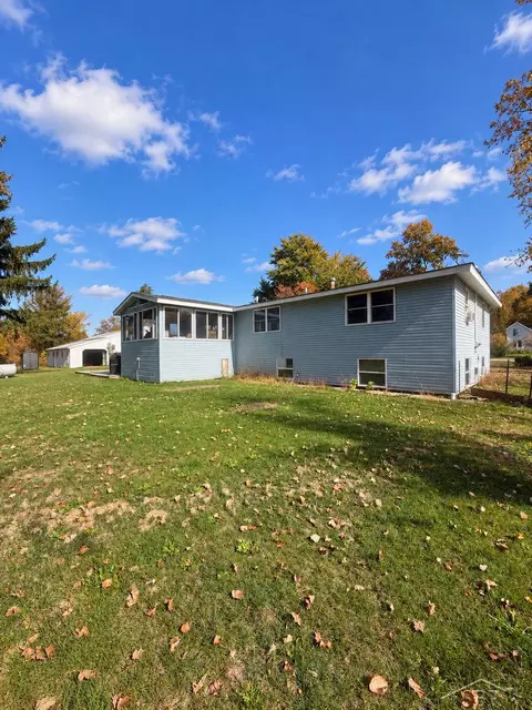Exterior - 6381 Middle Rd, Hope, MI 48628 photo 2 of 8