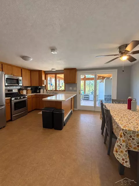 Kitchen - 6381 Middle Rd, Hope, MI 48628 photo 4 of 4