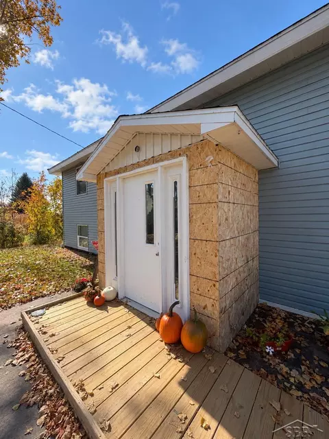 Exterior - 6381 Middle Rd, Hope, MI 48628 photo 1 of 8