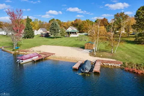 4320 Ridgeway, Lake, MI 48632