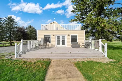 Exterior - 8231 Coman, Hudson, MI 49247 photo 8 of 16