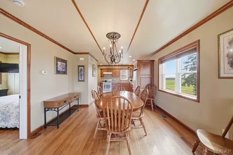 Dining - 8231 Coman, Hudson, MI 49247 photo 1 of 2