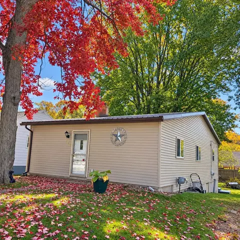 760 Bay, Bay City, MI 48706