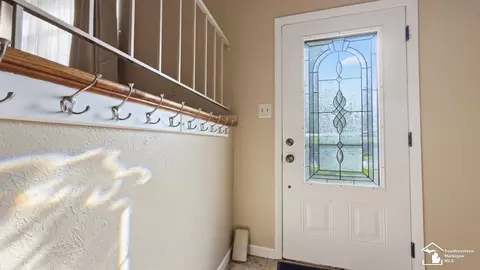 Entry Way - 219 Toll, Monroe, MI 48162 photo 1 of 2