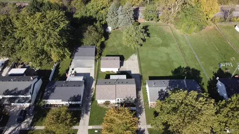 View/Area - 219 Toll, Monroe, MI 48162 photo 4 of 6