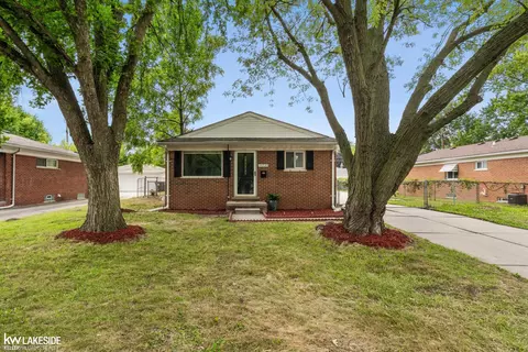 14235 Inkster, Livonia, MI 48154