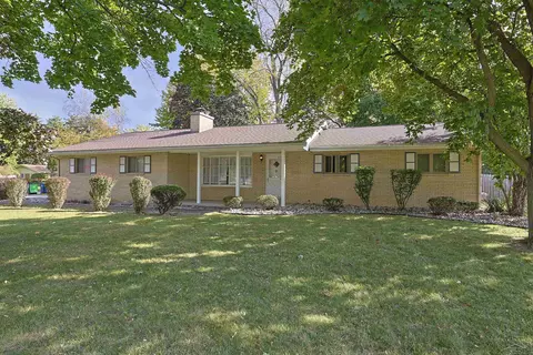 1912 Seminole, Saginaw, MI 48638