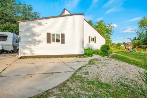 Exterior - 77280 Coon Crk, Armada, MI 48005 photo 4 of 7