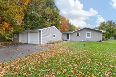 Exterior - 19225 Us Hwy 27, Marshall, MI 49068 photo 2 of 7