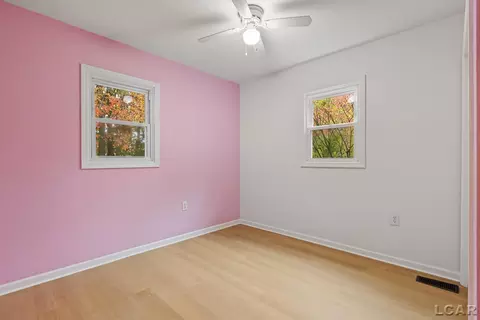 Bedroom - 19225 Us Hwy 27, Marshall, MI 49068 photo 6 of 6