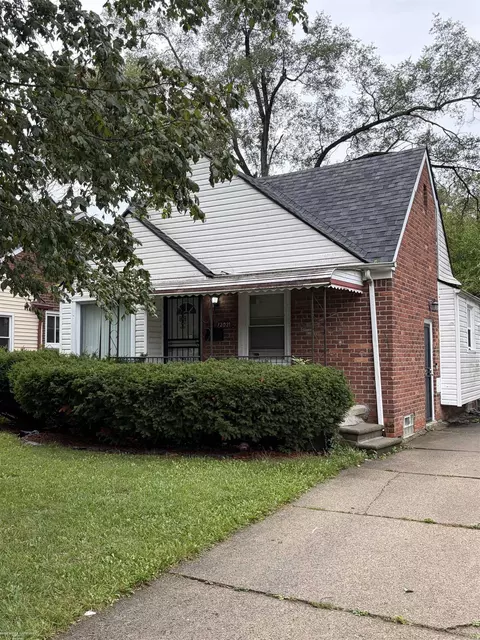 12021 Heyden, Detroit, MI 48228