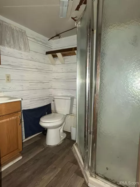 Bath - W5122` 5th, Vulcan, MI 49892 photo 5 of 6