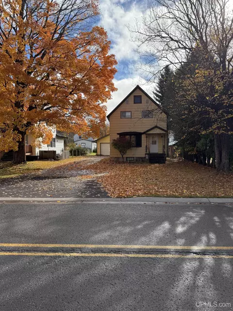 46494 Main, Dodgeville, MI 49921