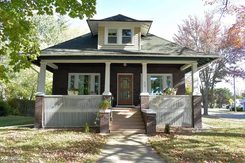 1211 S Henry, Bay City, MI 48706