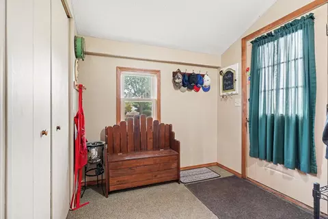 Entry Way - 736 W Parish, Kawkawlin, MI 48631 photo 4 of 4