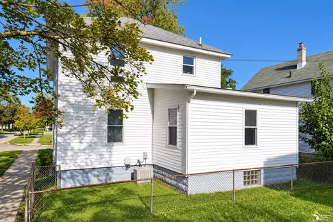 Exterior - 902 E 8th #906 EIGHTH, Monroe, MI 48161 photo 5 of 6