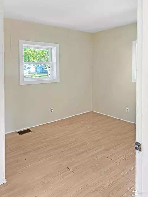 Bedroom - 902 E 8th #906 EIGHTH, Monroe, MI 48161 photo 6 of 6