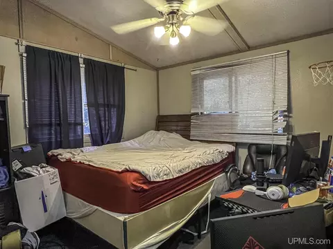 706 Wright, Marquette, MI 49855 photo 6