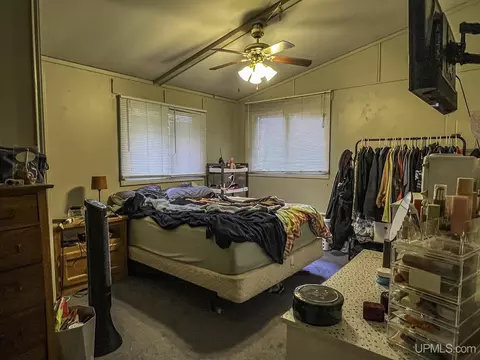706 Wright, Marquette, MI 49855 photo 7