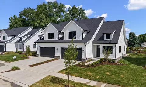 5712 Heights UNIT 11 /  6, Sterling Heights, MI 48314