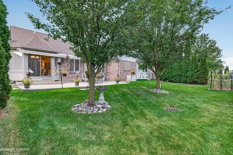 Exterior - 47857 Kent, Macomb, MI 48044 photo 8 of 10