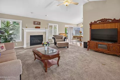Other - 47857 Kent, Macomb, MI 48044 photo 10 of 15