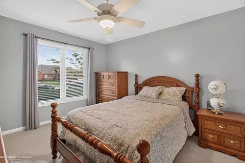 Bedroom - 47857 Kent, Macomb, MI 48044 photo 4 of 5