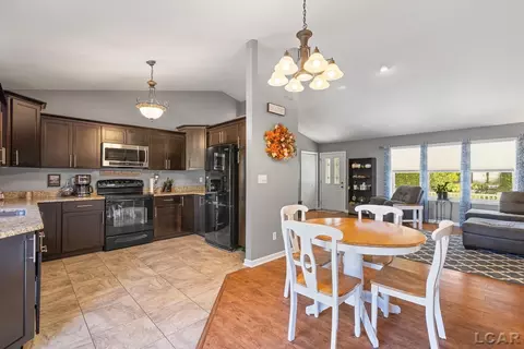Kitchen - 1178 Sutton, Adrian, MI 49221 photo 4 of 4