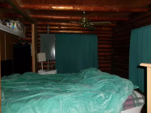 Bedroom - 970 Windover, Lake, MI 48632 photo 2 of 2