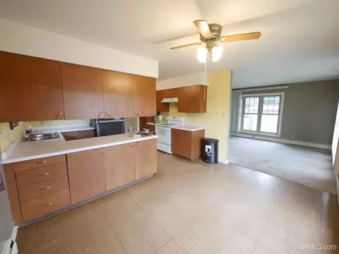 Kitchen - 20840 Royce, Hancock, MI 49930 photo 5 of 5