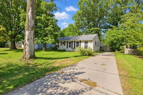 1960 Calvin, Muskegon, MI 49442