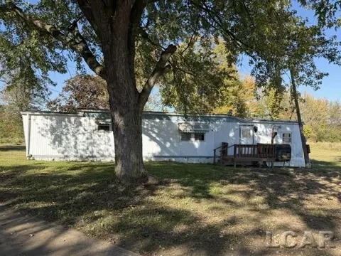 5353 Plank, Adrian, MI 49221 photo 2