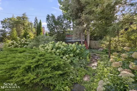 Exterior - 332 Kercheval, Grosse Pointe Farms, MI 48236 photo 6 of 16