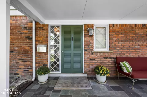 Exterior - 332 Kercheval, Grosse Pointe Farms, MI 48236 photo 2 of 16
