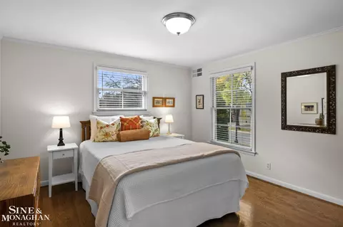 Bedroom - 332 Kercheval, Grosse Pointe Farms, MI 48236 photo 3 of 7