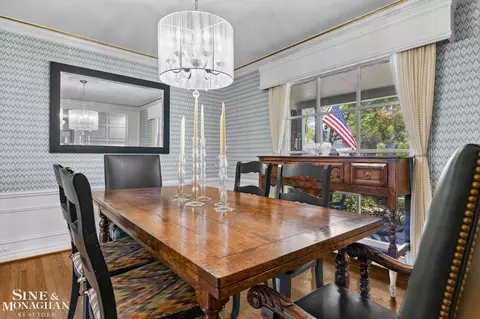 Dining - 332 Kercheval, Grosse Pointe Farms, MI 48236 photo 3 of 3