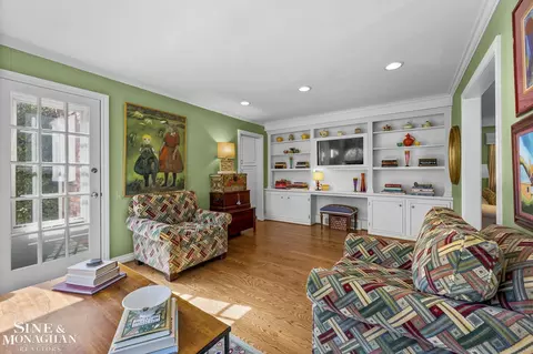 Living - 332 Kercheval, Grosse Pointe Farms, MI 48236 photo 6 of 6