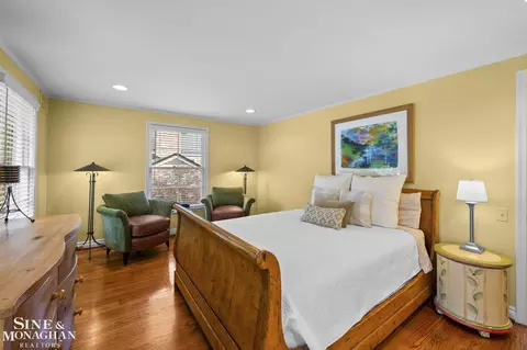 Bedroom - 332 Kercheval, Grosse Pointe Farms, MI 48236 photo 2 of 7